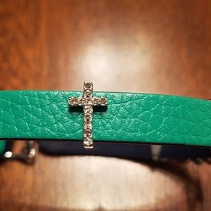 KEEP Collective Pavé cross